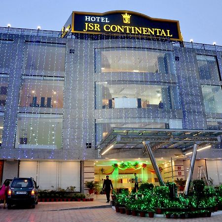 Hotel Jsr Continental Dehradún Kültér fotó