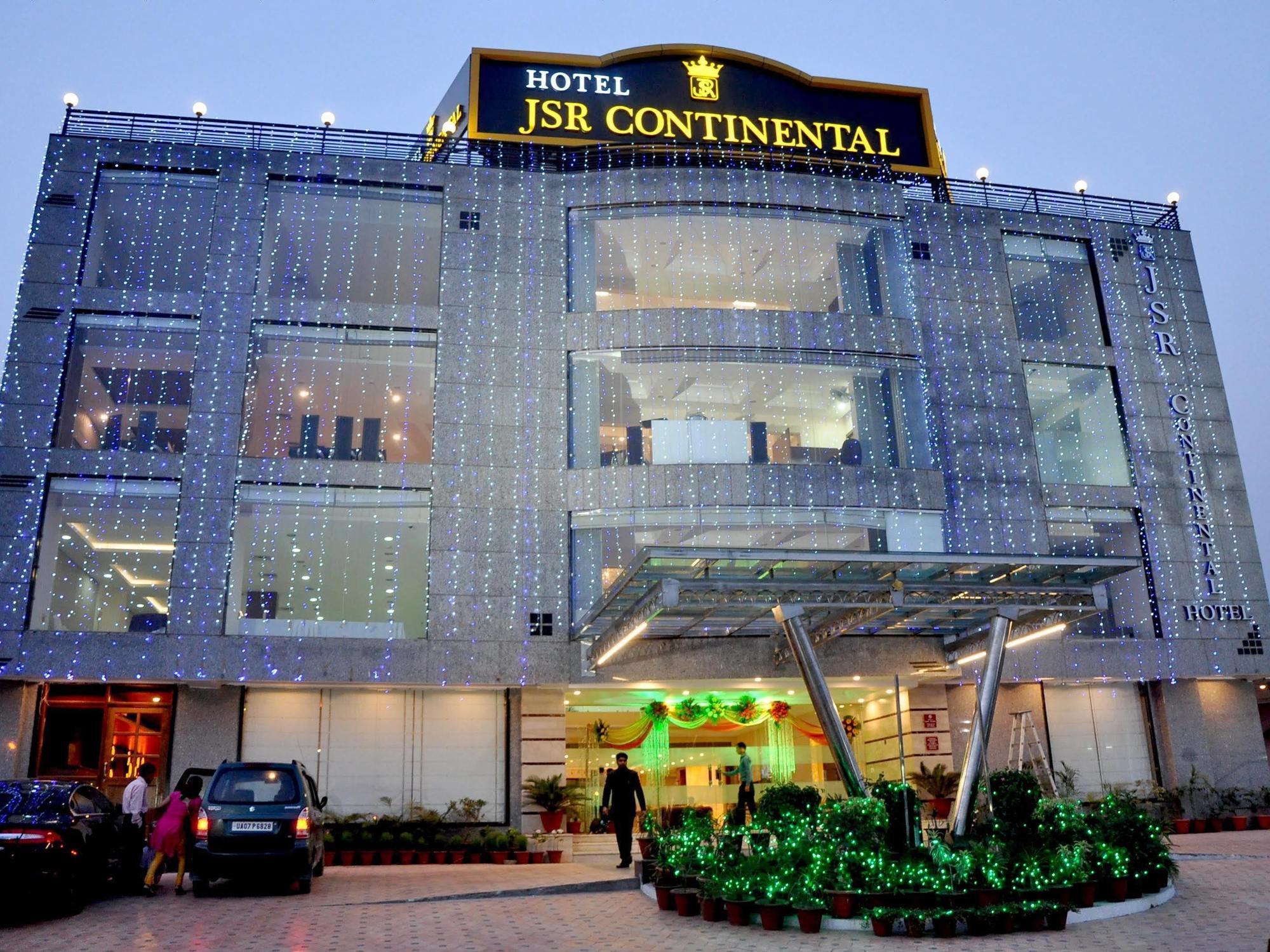 Hotel Jsr Continental Dehradún Kültér fotó
